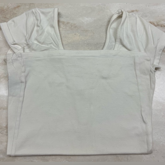 Guess Zip Front Short Sleeve Top - Picture 3 of 3